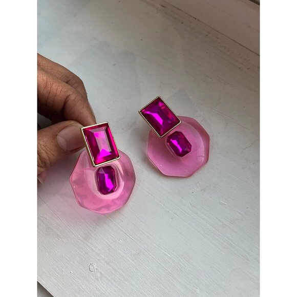 Fuchsia acrylic earrings , Big pink clear transparent chunky statement earring - Picture 1 of 7